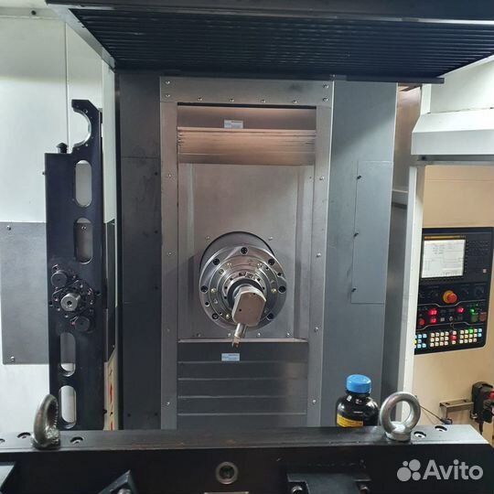 Горизонтальный обрабатывающий центр HMC800D