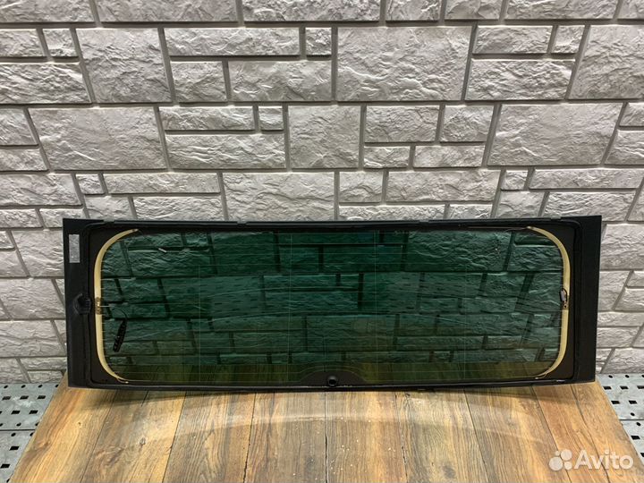 VW Tiguan 2 Стекло двери багажника