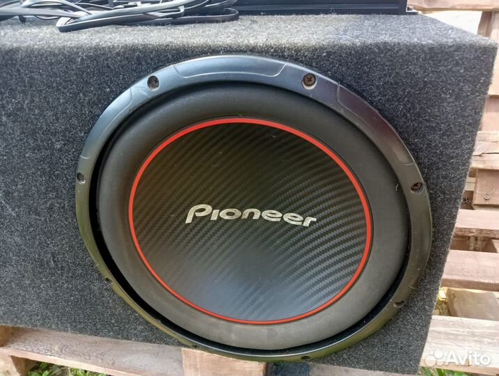 Сабвуфер и усилитель