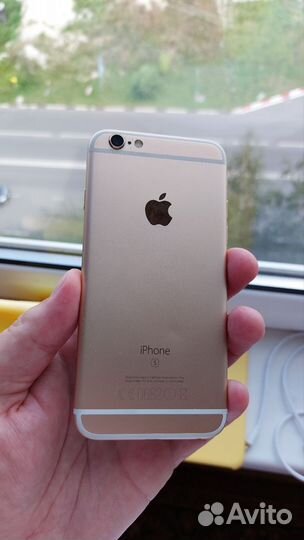 Телефон iPhone 6s