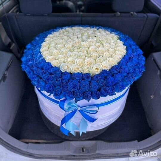 201 роза В корзине