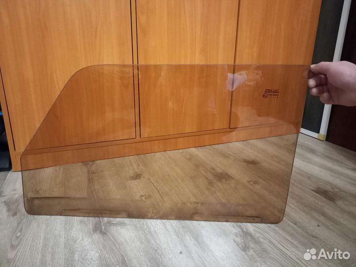 Передние боковые стёкла на ваз 2104, 2105, 2107