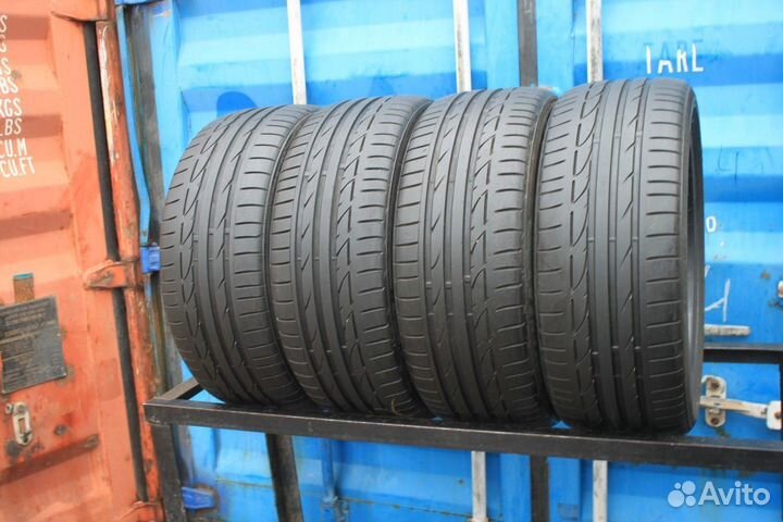 Bridgestone Potenza S001 225/40 R19 93Y