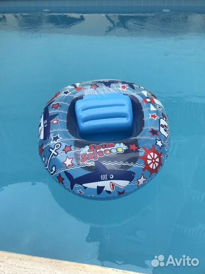 Надувная детская лодка (водные ходунки )