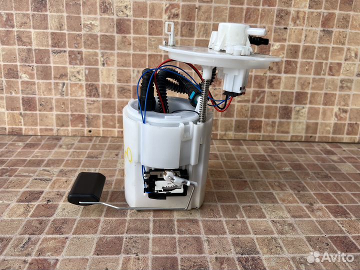 Топливный насос на Kia Rio 3