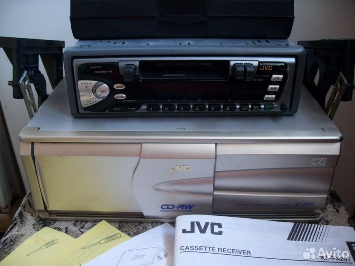 Автомобильная магнитола JVC KS-FX201 + CD чейнджер