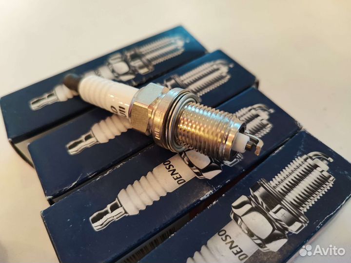 Свеча зажигания Denso K20R-U11 3139