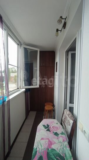 3-к. квартира, 70,9 м², 2/5 эт.