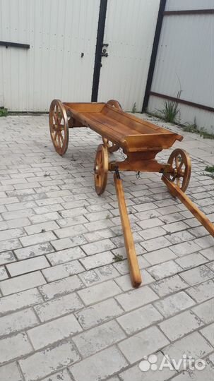 Повозка декоративная