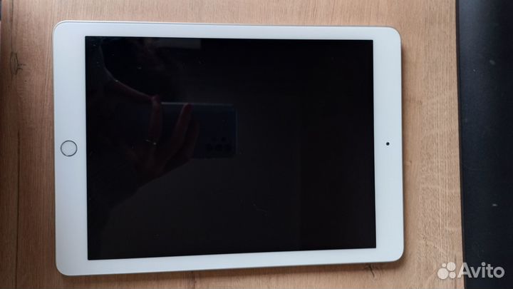 Продам Б У iPad 2017