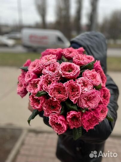 Пионовидная кустовая роза роза доставка