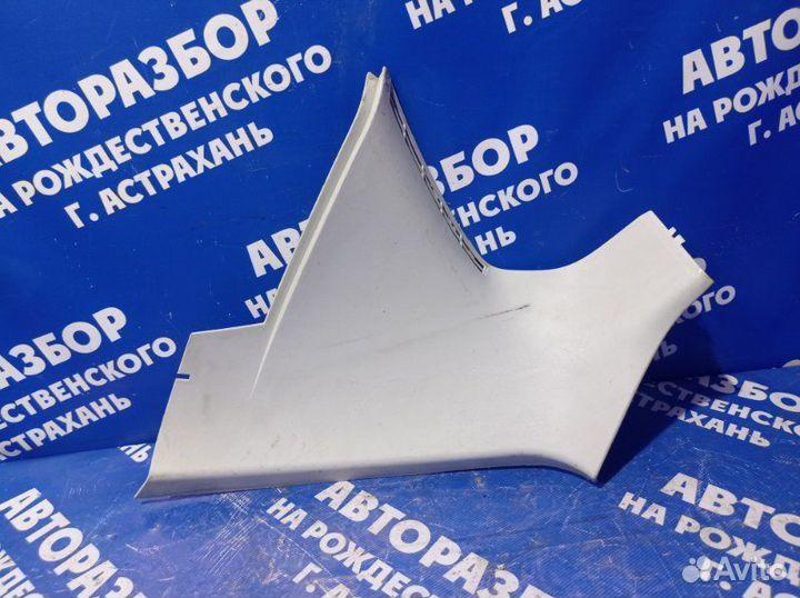 Обшивка задней стойки Ваз Лада Приора универсал