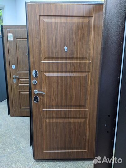 Дверь входная Стелла