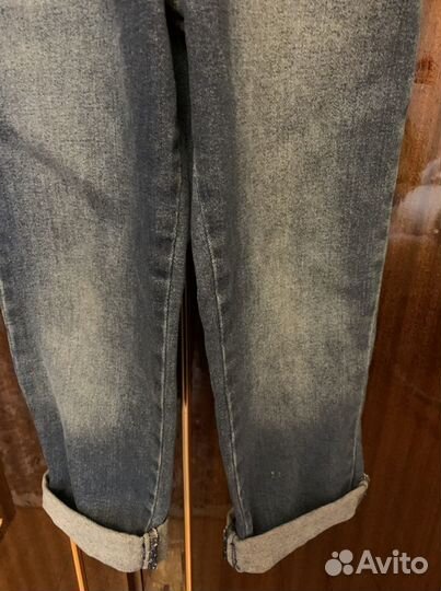 Джинсовый комбинезон