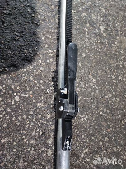 Штанга распорная на рефрижератор