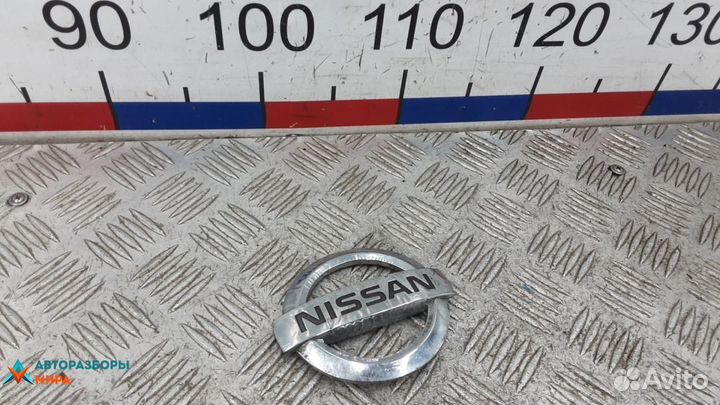 Значок на капот Nissan Murano Z50 2005