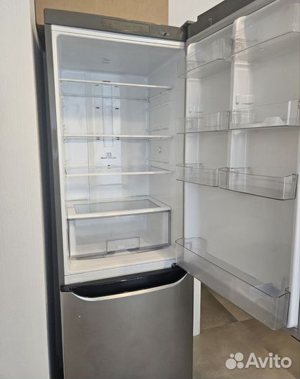 Холодильник LG B409slca в хорошем состоянии