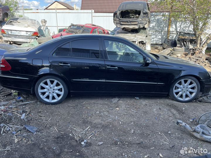 Запчасти Mercedea Benz w211