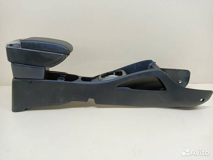 Консоль центральная Kia Rio 3 UB 2011-2017