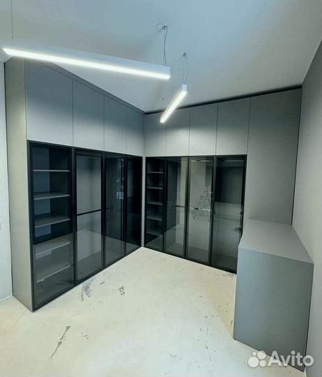 Встроенный шкаф в нишу