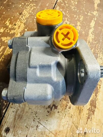 Насос гур камаз 6520 cummins 6isbe