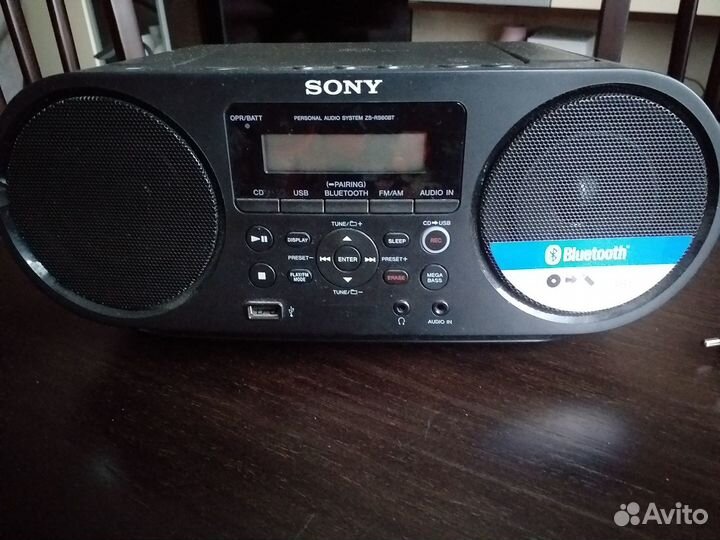 Многофунциональный радиоприемник sony