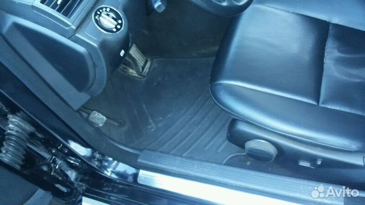 Полики на Mercedes W204