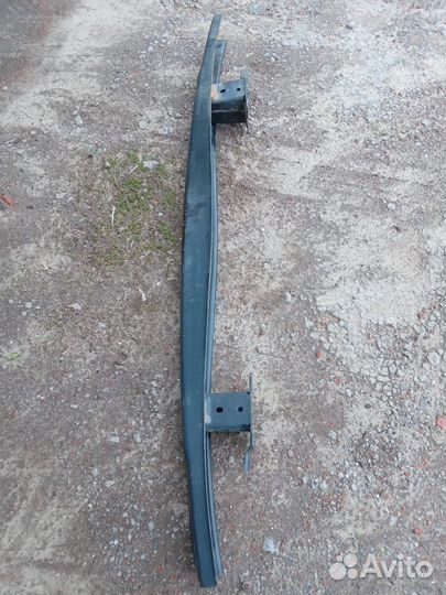 Усилитель бампера