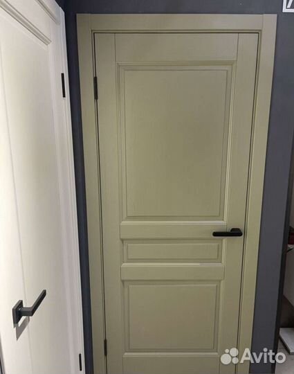 Межкомнатные двери белые, серые гладкие