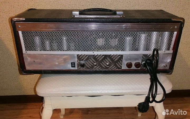 Гитарный усилитель marshall