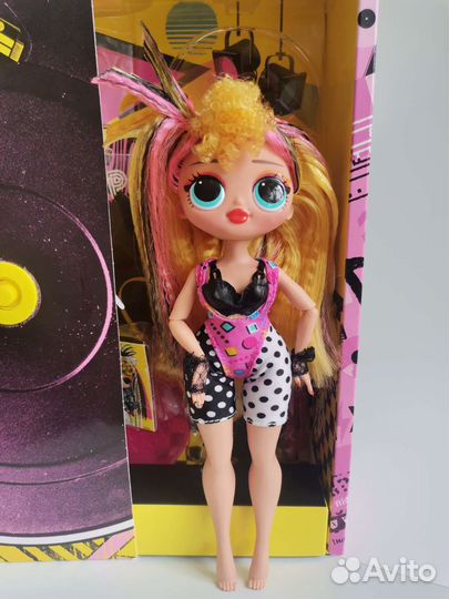 Кукла LOL OMG Music Remix Pop B. B