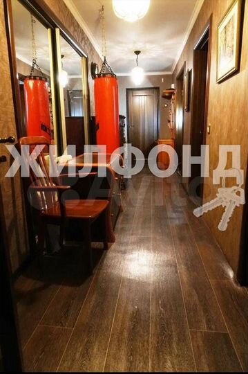 3-к. квартира, 78 м², 2/4 эт.