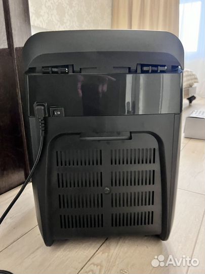 Шредер Fellowes AutoMax 150C черный