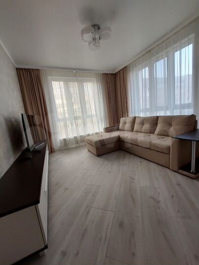 2-к. квартира, 52 м², 6/18 эт.