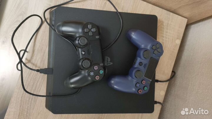 Продам ps4