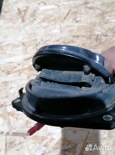 Значок эмблема кнопка багажника Vw Golf 7