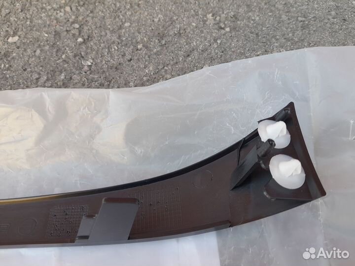 Citroen Saxo Накладка под фару правая Новая