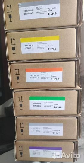 Продам оригинальный картридж Epson T824A Orange