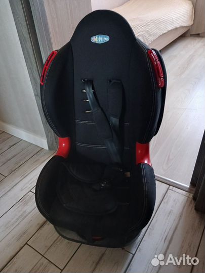 Автомобильное кресло