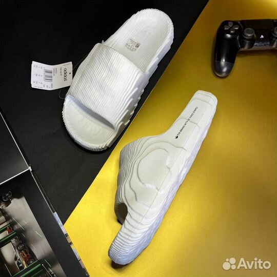 Adidas Adilette 22 Slides White