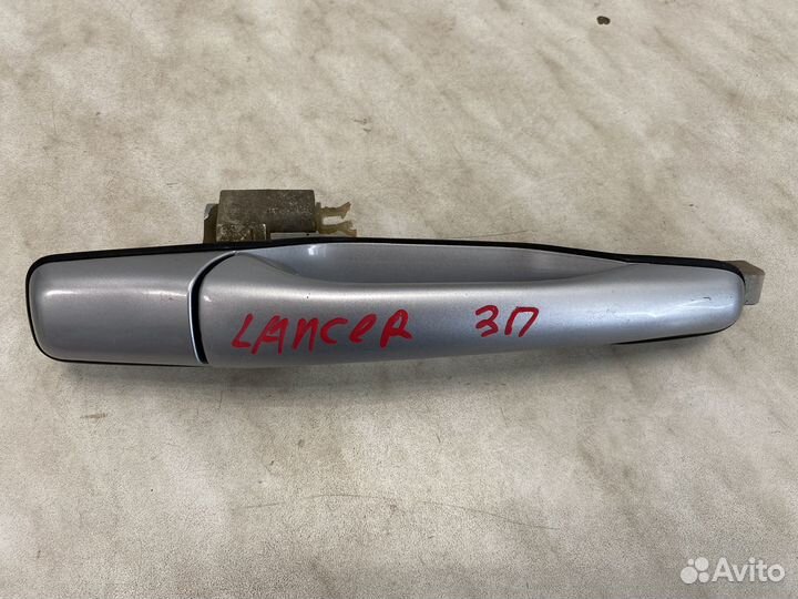Ручка задней правой двери Mitsubishi lancer 9