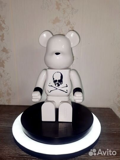 Bearbrick 28 см