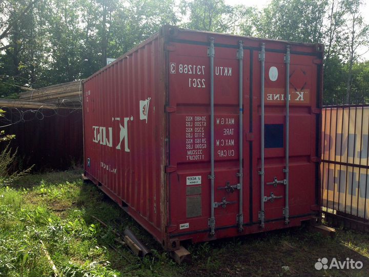 Морской контейнер в хорошем состоянии