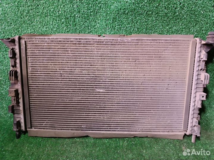 Радиатор основной Ford Focus II (2005—2008)