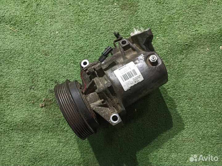 Компрессор кондиционера Renault Fluence седан 1.6