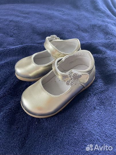 Туфельки для девочки