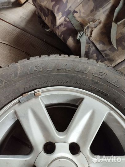 Triangle IcelynX TI501 235/65 R17