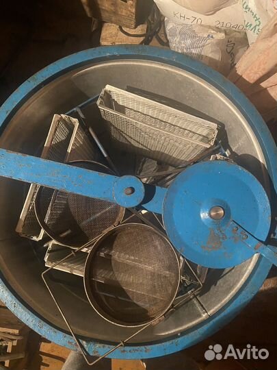 Медогонка 4 рамочная