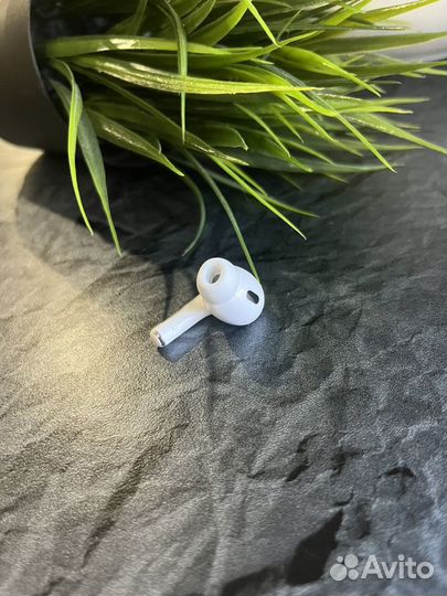 Правый наушник airpods pro 2