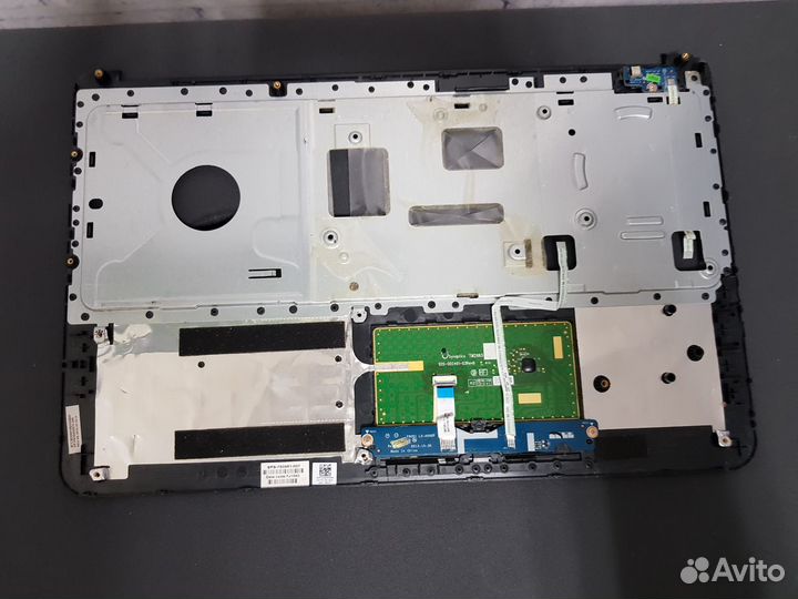 Ноутбук HP 15-r272ur на запчасти